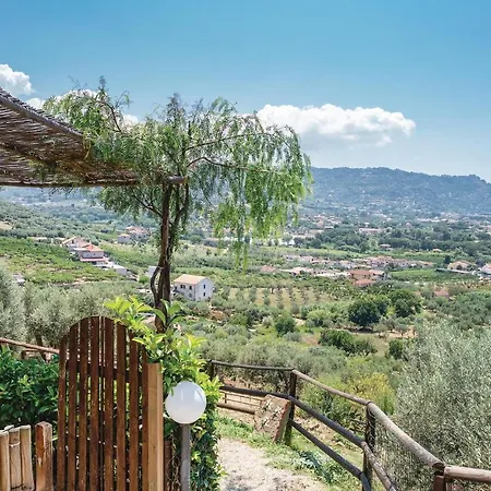 2 Bedroom Beautiful In S, M, Di