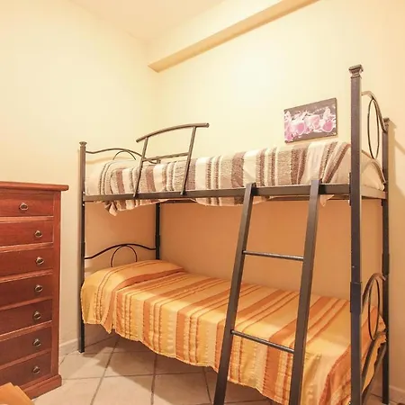 Holiday home 2 Bedroom Beautiful In S, M, Di